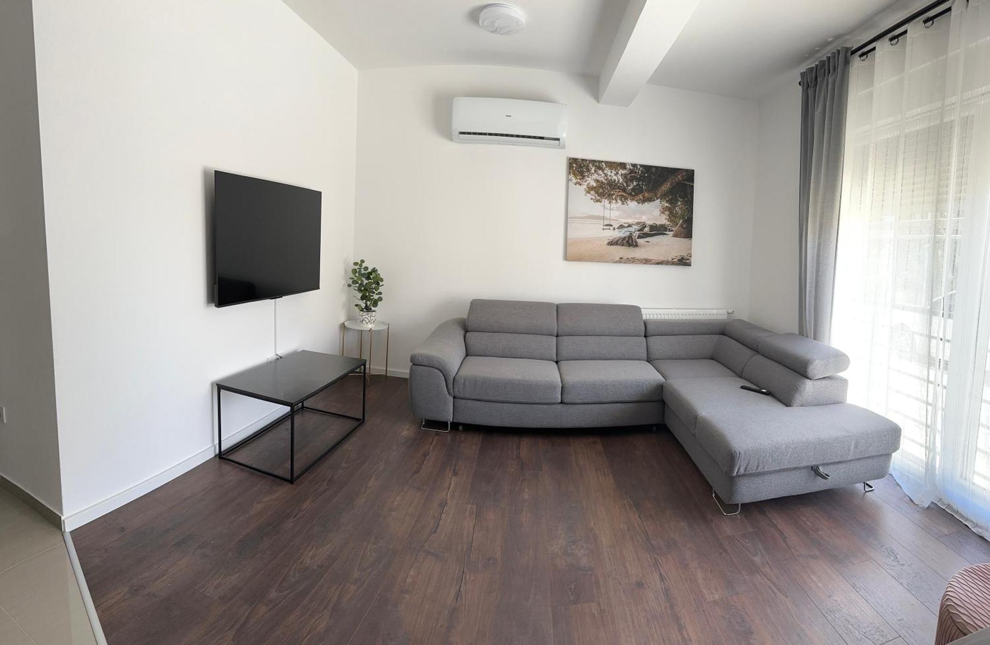 Holiday Apartments Ivano & Leo - Private Parking Zadar Buitenkant foto