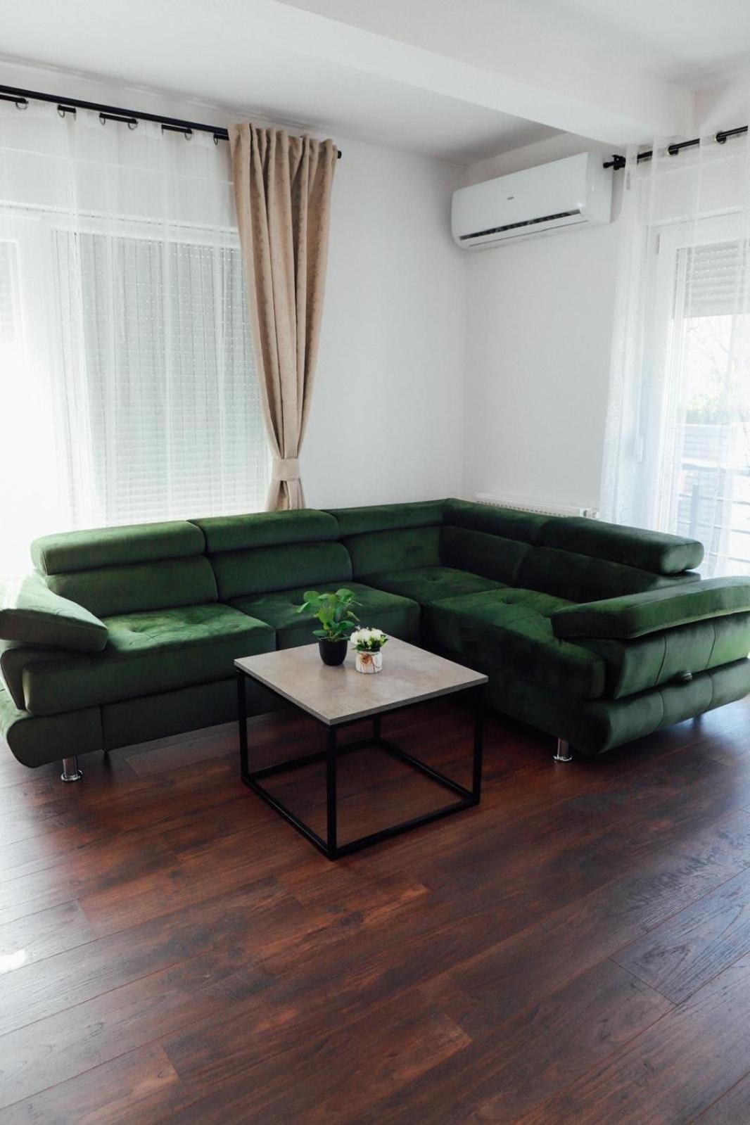 Holiday Apartments Ivano & Leo - Private Parking Zadar Buitenkant foto