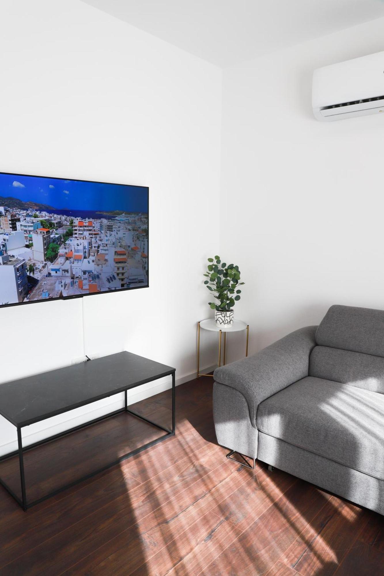 Holiday Apartments Ivano & Leo - Private Parking Zadar Buitenkant foto