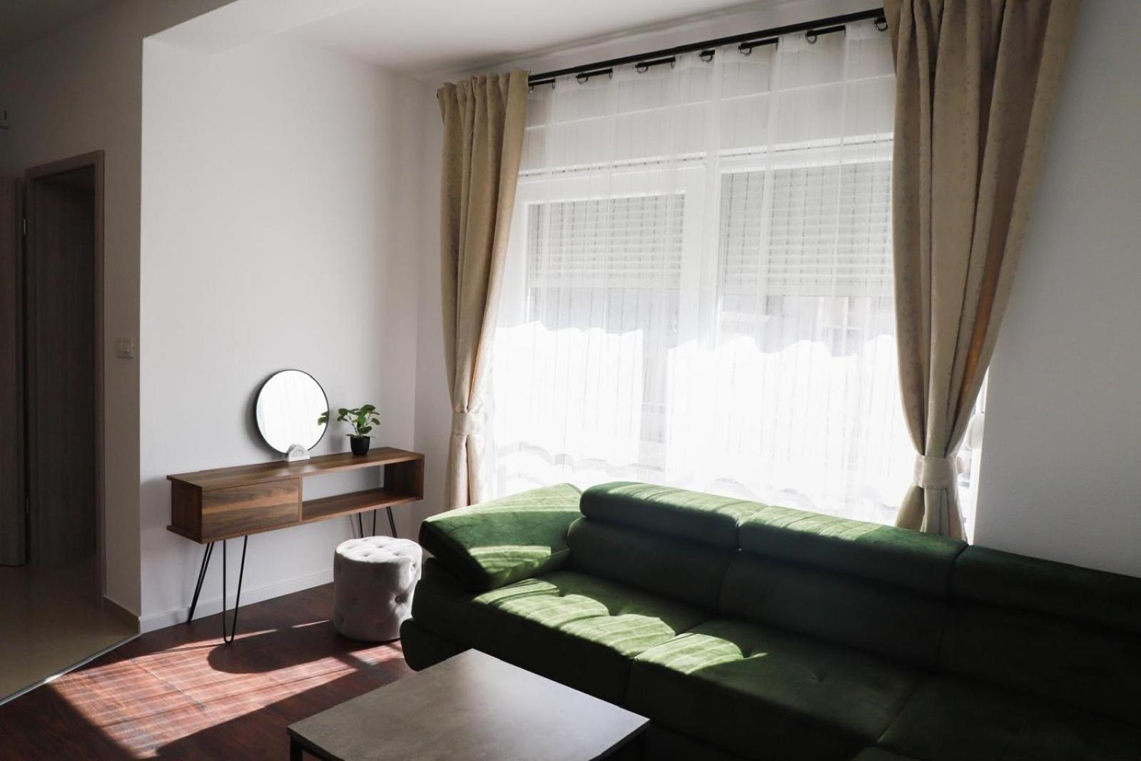 Holiday Apartments Ivano & Leo - Private Parking Zadar Buitenkant foto
