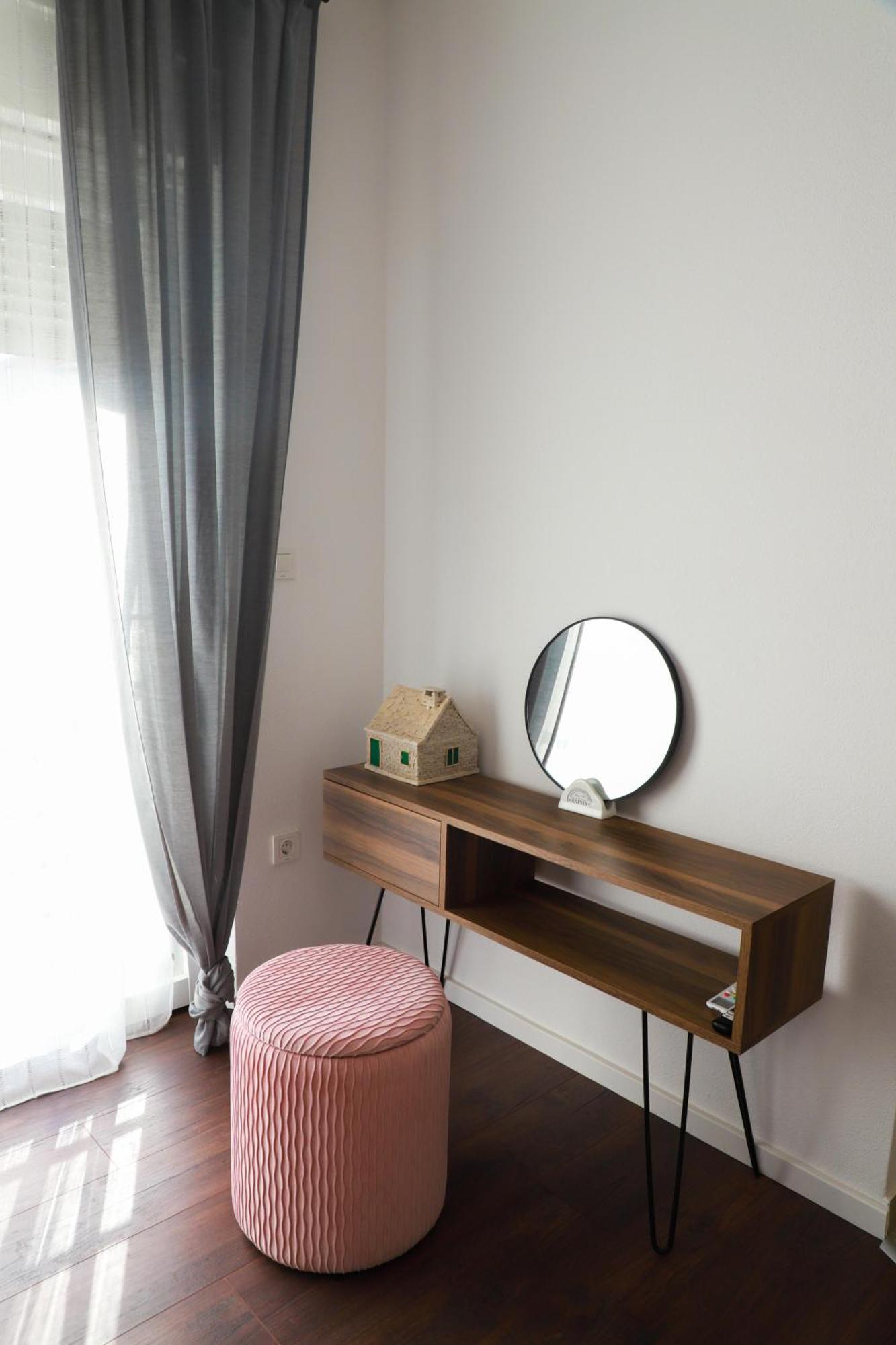 Holiday Apartments Ivano & Leo - Private Parking Zadar Buitenkant foto
