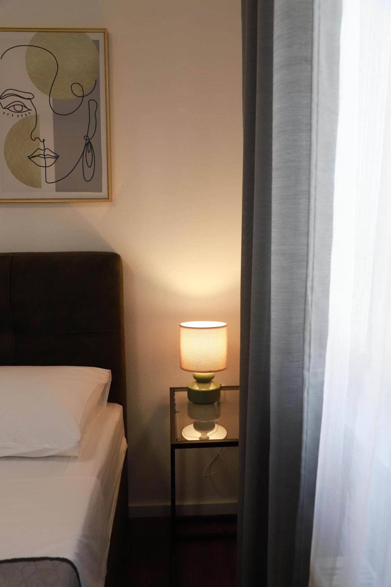 Holiday Apartments Ivano & Leo - Private Parking Zadar Buitenkant foto